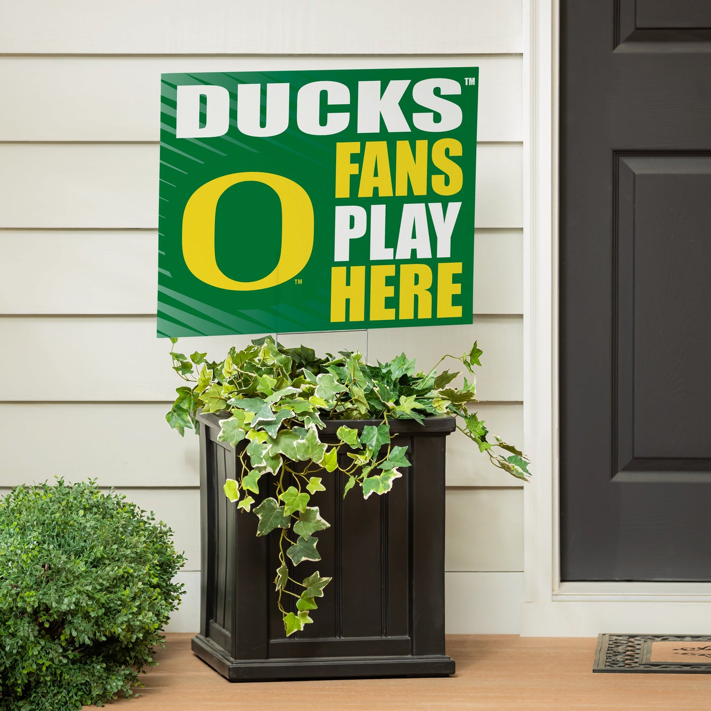 University of Oregon Coroplast Yard Sign "Fans Play Here"