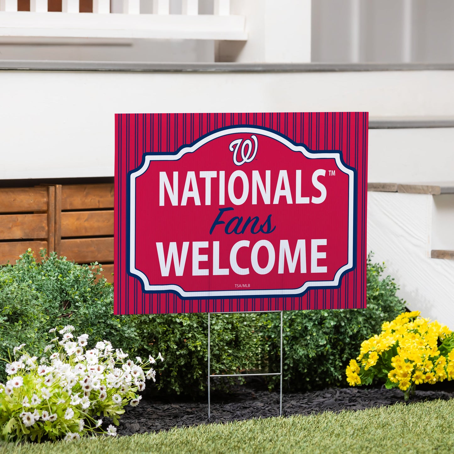Washington Nationals Coroplast Yard Sign, "Fans Welcome"