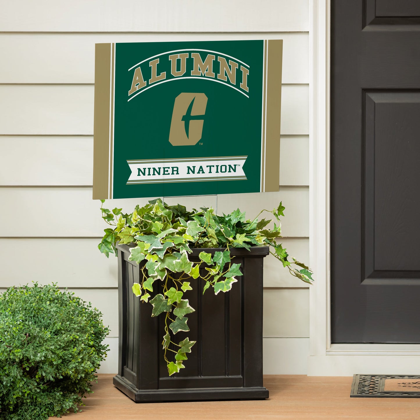 University of North Carolina/Charlotte Coroplast Yard Sign Alumni