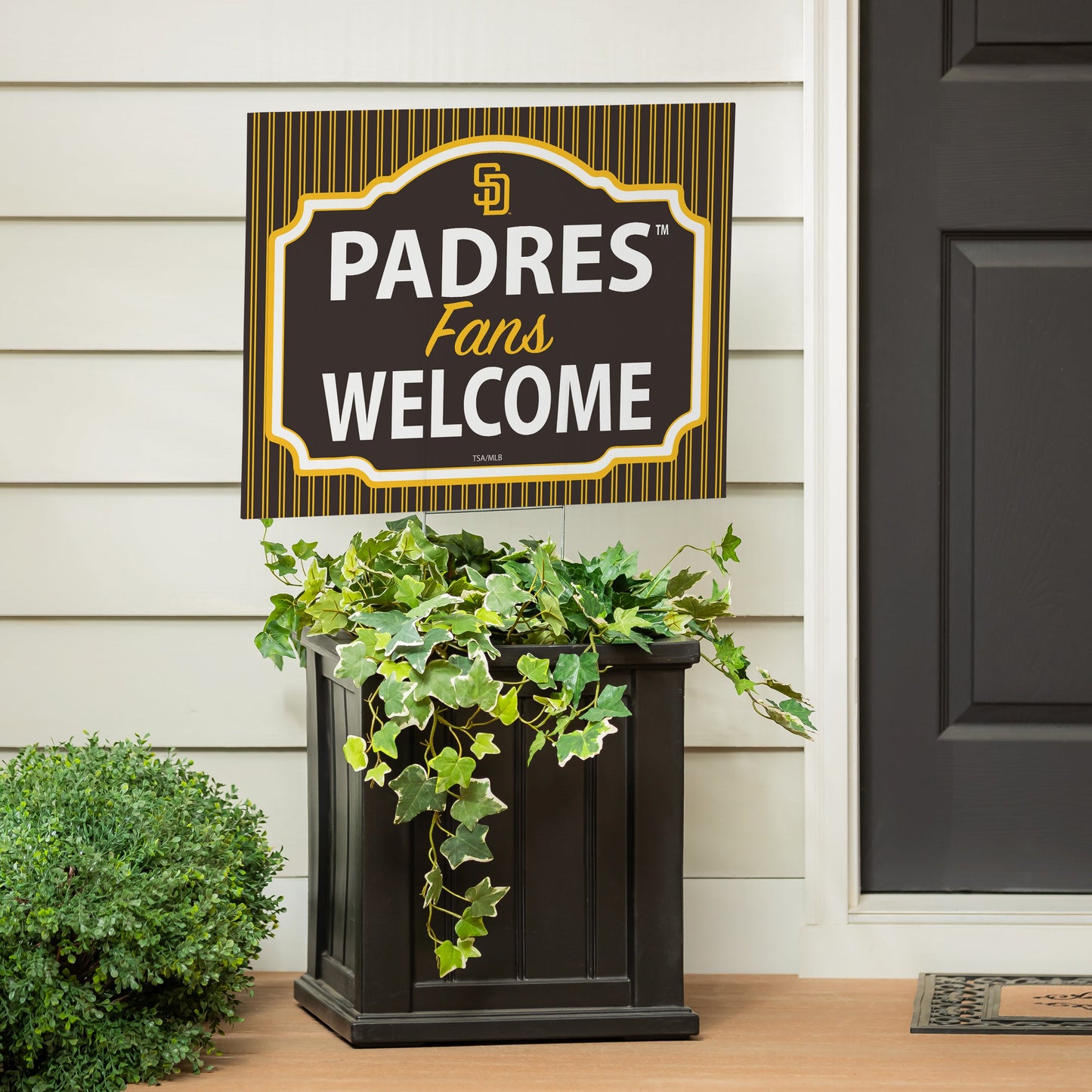 San Diego Padres Coroplast Yard Sign, "Fans Welcome"
