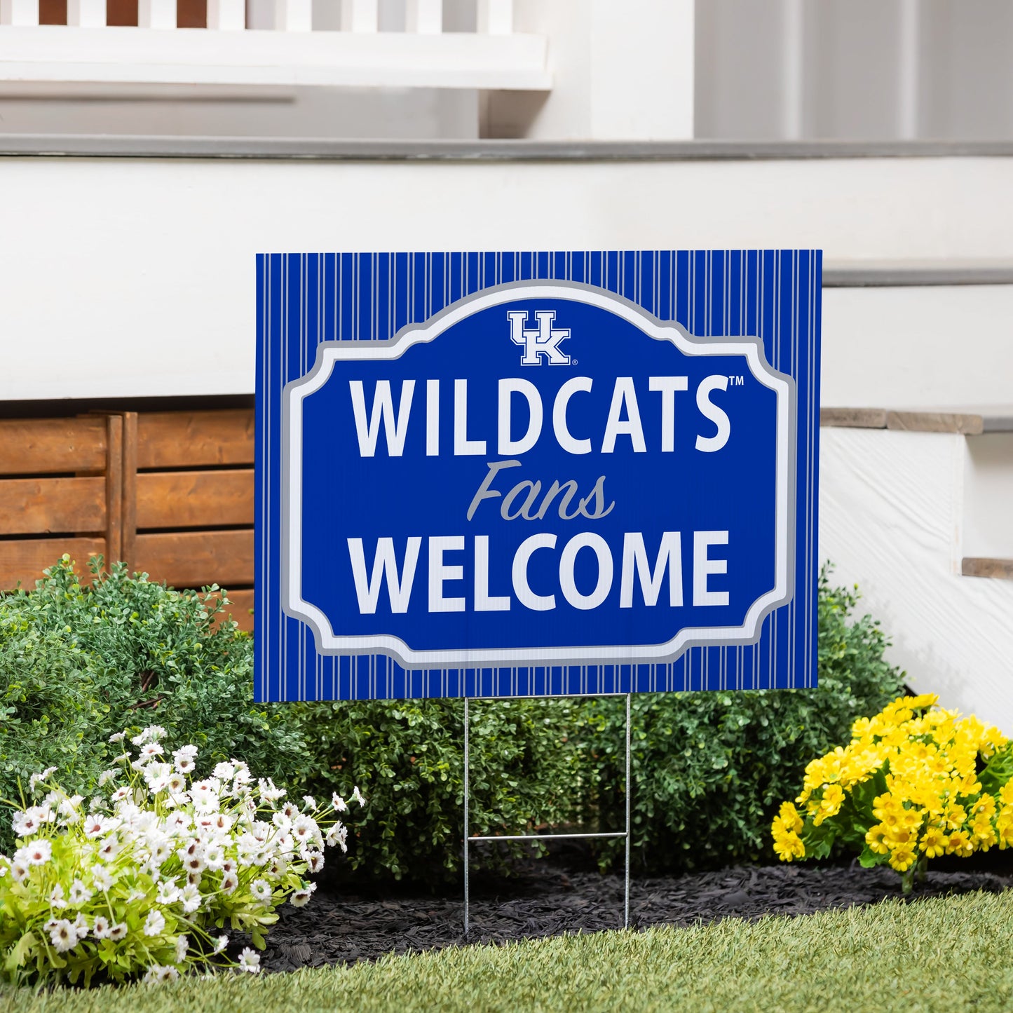 University of Kentucky Coroplast Yard Sign, "Fans Welcome"
