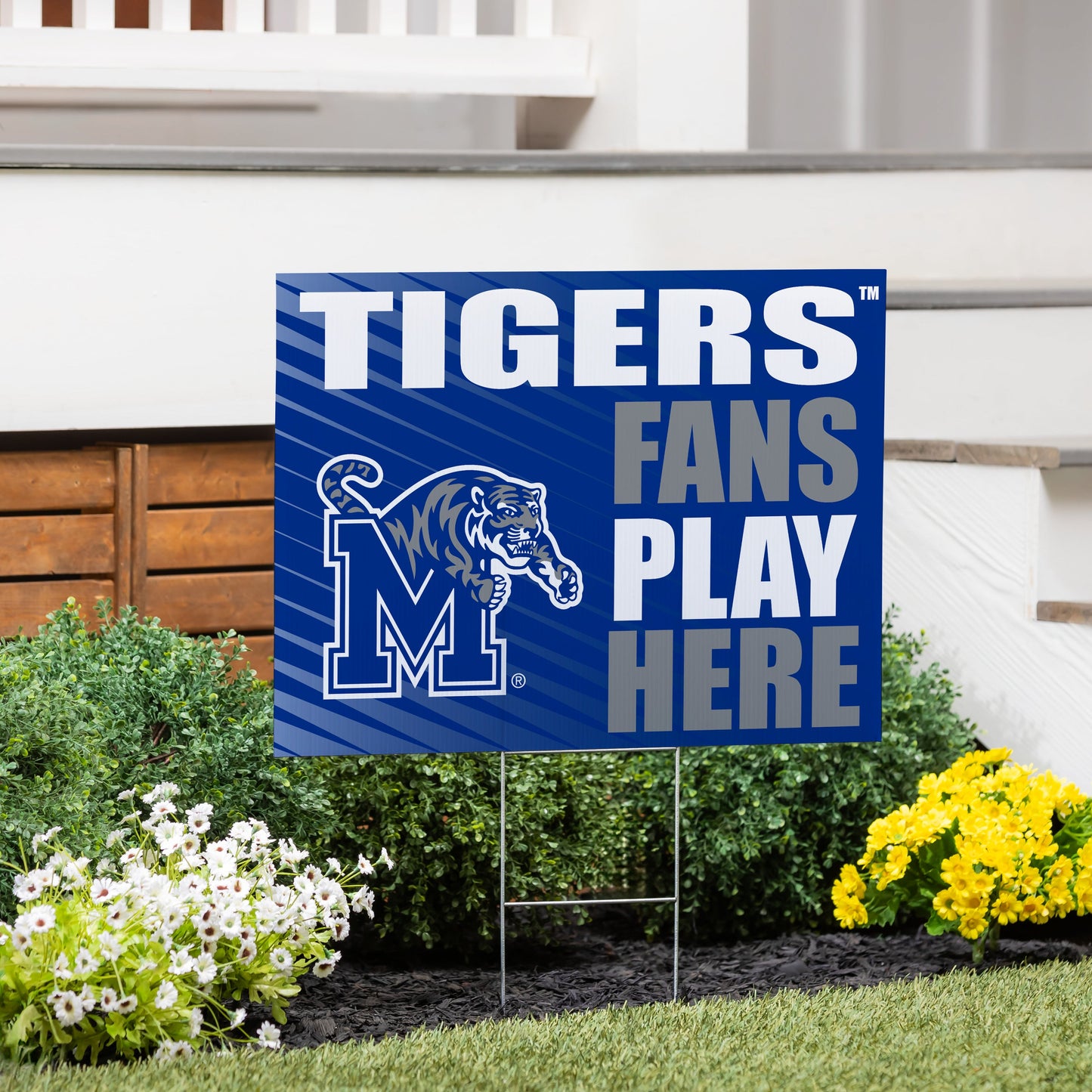 University of Memphis Coroplast Yard Sign "Fans Play Here"