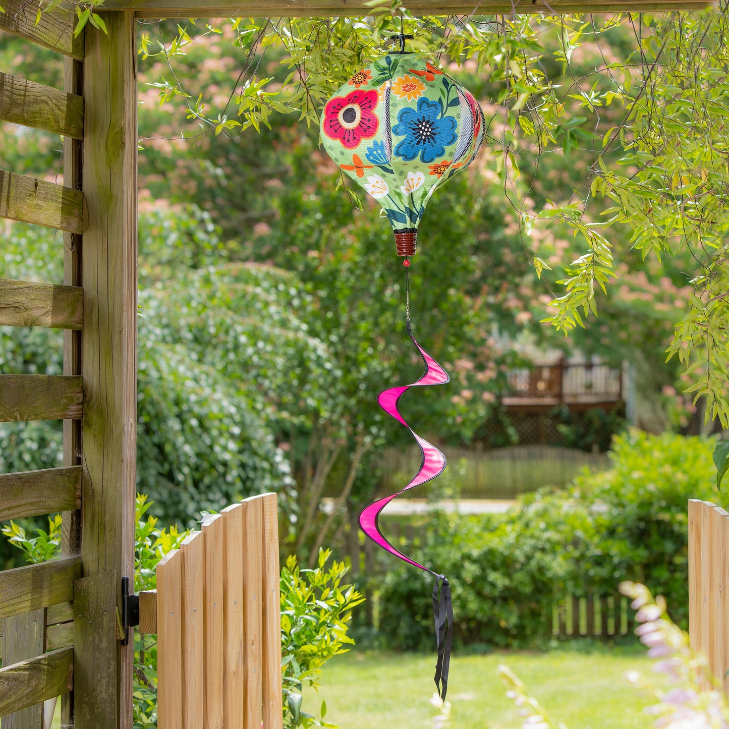Summer Florals Burlap Balloon Spinner
