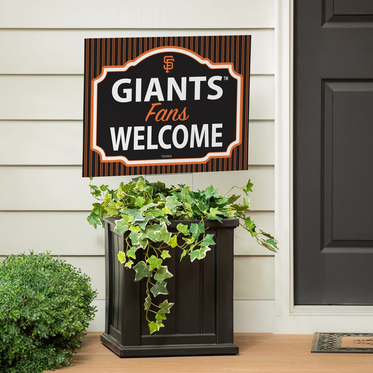 San Francisco Giants Coroplast Yard Sign, "Fans Welcome"