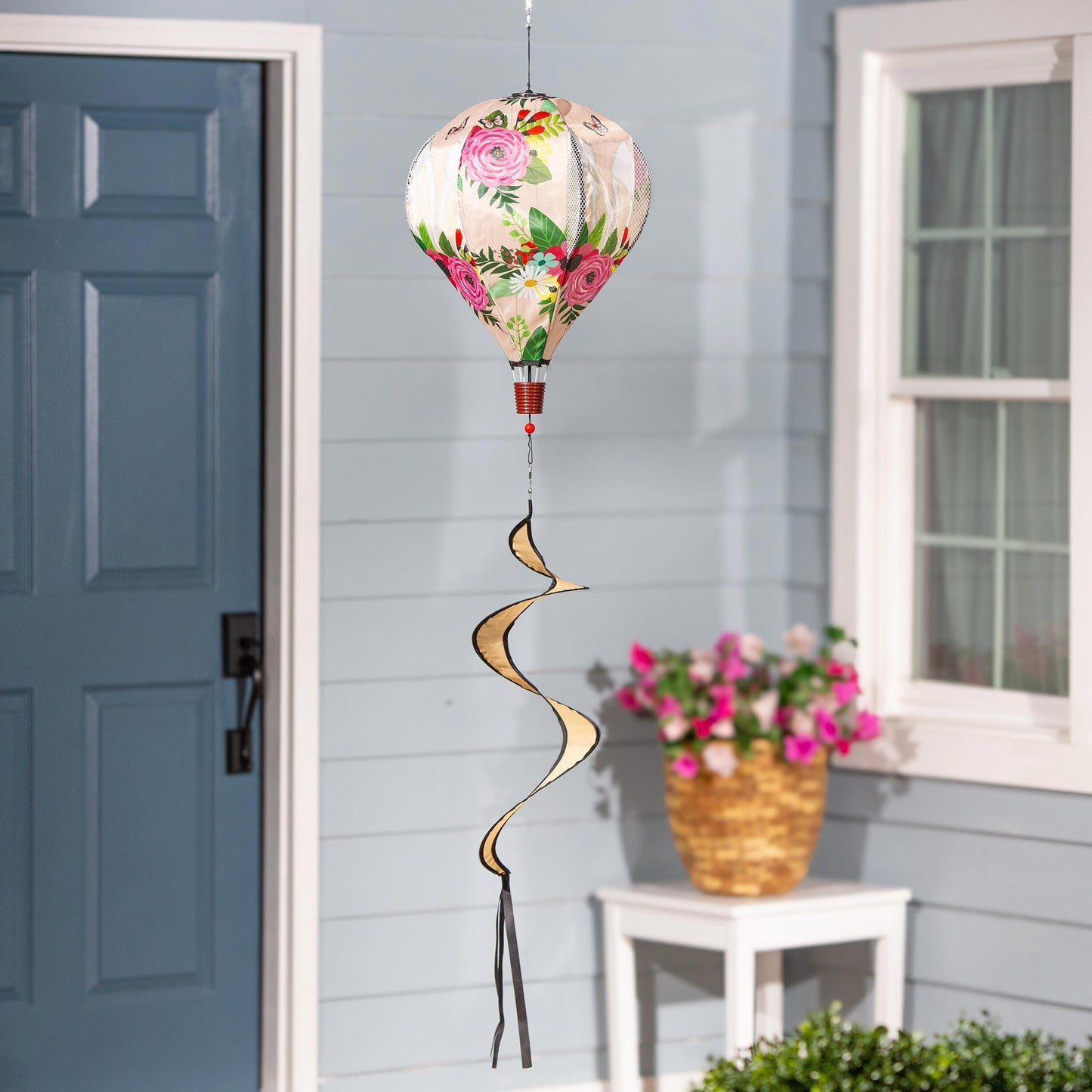 Every Bunny Welcome Balloon Spinner